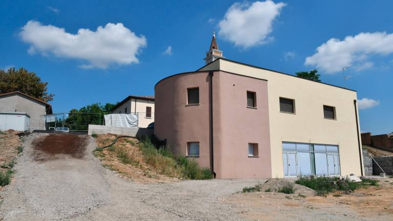 Il centro polifunzionale della parrocchia di San Varano (foto Fabio Blaco) Il centro polifunzionale della parrocchia di San Varano (foto Fabio Blaco)
