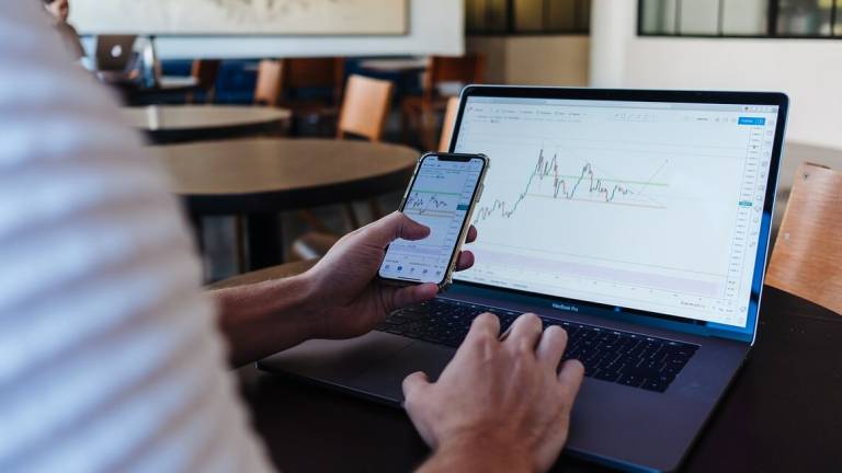 Borsa e investimenti: attenzione a petrolio, euro-dollaro e criptovalute emergenti Borsa e investimenti: attenzione a petrolio, euro-dollaro e criptovalute emergenti