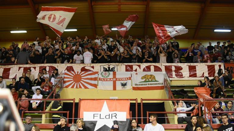 Basket A2, Unieuro, al via la prevendita per la partita contro la Sella Cento Basket A2, Unieuro, al via la prevendita per la partita contro la Sella Cento