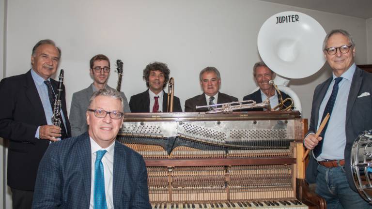 Woody Allen Songbook a Vigarano Mainarda con Roaring Twenties Jazz Band Woody Allen Songbook a Vigarano Mainarda con Roaring Twenties Jazz Band