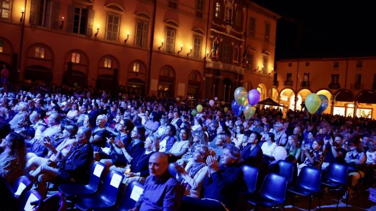 Imola in musica entra nel vivo, le note del giovedì sera hanno già riempito le piazze VIDEO Imola in musica entra nel vivo, le note del giovedì sera hanno già riempito le piazze VIDEO