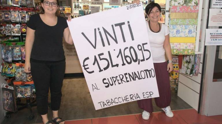 Ravenna, vince 154mila euro con un 5 al Superenalotto Ravenna, vince 154mila euro con un 5 al Superenalotto