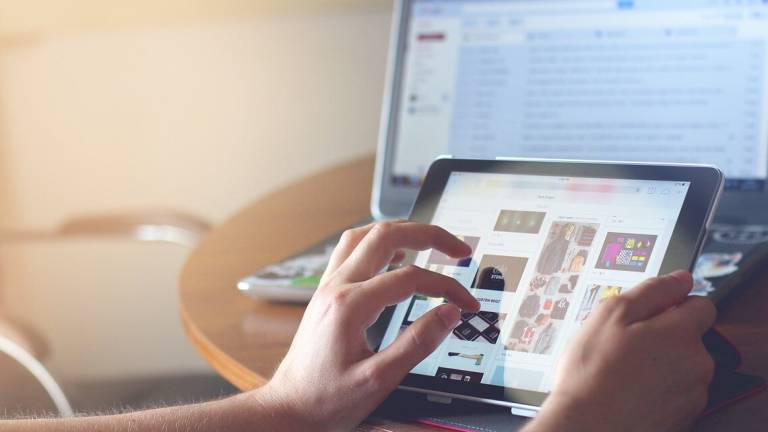 Cesena, due webinar gratuiti contro i pericoli della rete per i giovani Cesena, due webinar gratuiti contro i pericoli della rete per i giovani