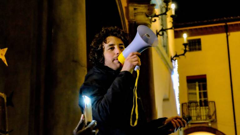 Sardine a Imola, intervista a Mattia Santori Sardine a Imola, intervista a Mattia Santori