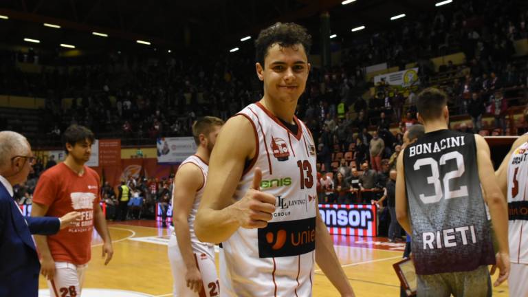 Basket A2 play-off, l'Unieuro si guadagna la bella Basket A2 play-off, l'Unieuro si guadagna la bella