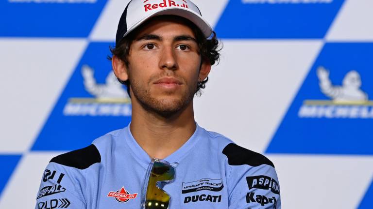 Motogp: Aprilia in pole dopo 21 anni con Aleix Espargaro, Bastianini solo 13° Motogp: Aprilia in pole dopo 21 anni con Aleix Espargaro, Bastianini solo 13°