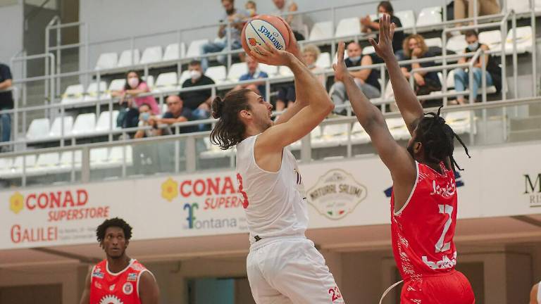 Basket A2, mercoledì parte la campagna abbonamenti dell'OraSì Ravenna Basket A2, mercoledì parte la campagna abbonamenti dell'OraSì Ravenna