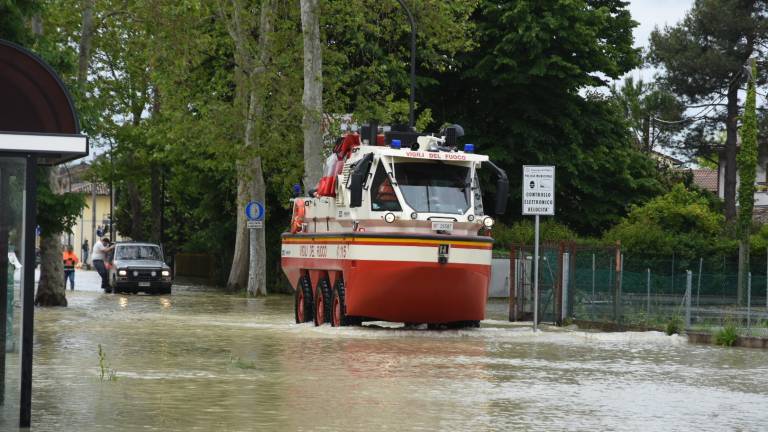 Doppia falla, così si è allagata Villafranca di Forlì: 600 case sommerse Doppia falla, così si è allagata Villafranca di Forlì: 600 case sommerse