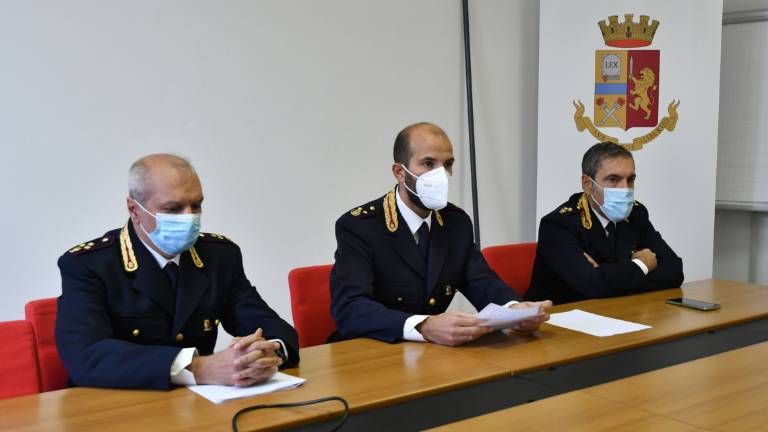 Forlì, individuata la baby gang dei parchi. Un arresto e otto denunce Forlì, individuata la baby gang dei parchi. Un arresto e otto denunce
