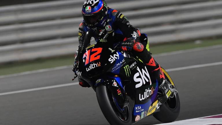 Moto2, Gp Qatar: è già iniziato il duello tra Lowes e Bezzecchi Moto2, Gp Qatar: è già iniziato il duello tra Lowes e Bezzecchi