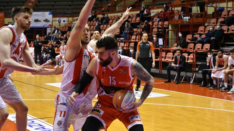 Basket A2, tutto facile per l'Unieuro con la Stella Azzurra (71-86) Basket A2, tutto facile per l'Unieuro con la Stella Azzurra (71-86)