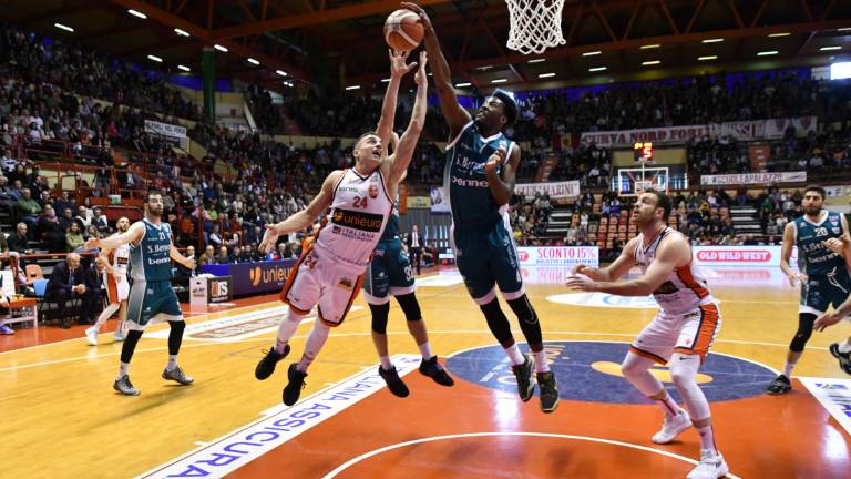 Basket A2, l'Unieuro ha un gruppo che è un affresco Basket A2, l'Unieuro ha un gruppo che è un affresco