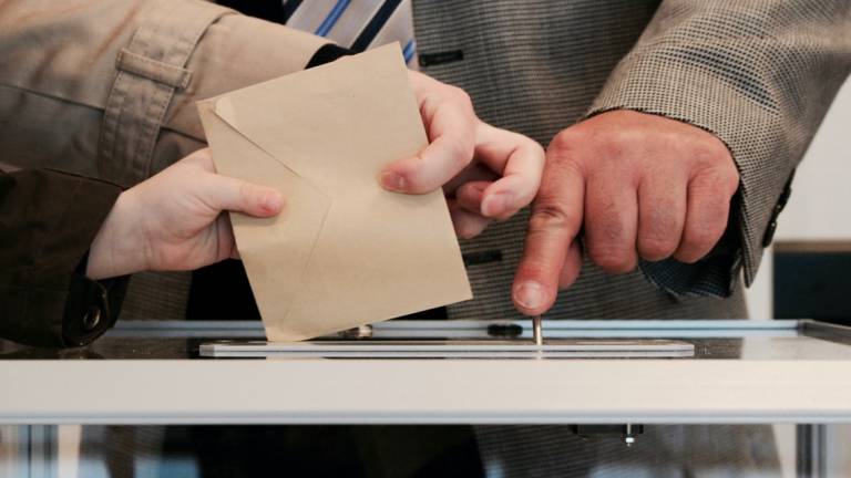 Elezioni comunali, l'affluenza: 58,78% a Riccione, Castrocaro con il 55,91% Elezioni comunali, l'affluenza: 58,78% a Riccione, Castrocaro con il 55,91%