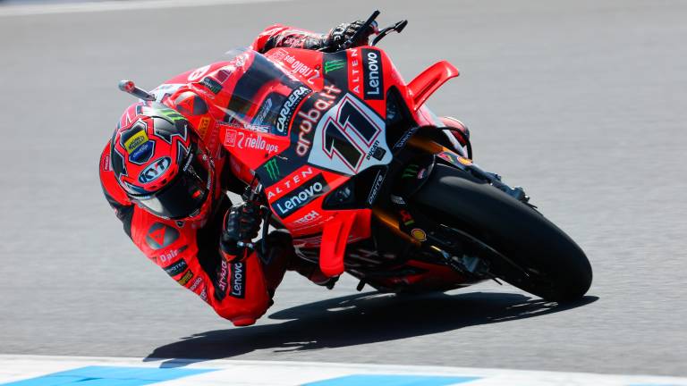Nicolò Bulega arriva a Cremona con un vantaggio di 21 punti in classifica generale su Toprak Razgatlioglu Nicolò Bulega arriva a Cremona con un vantaggio di 21 punti in classifica generale su Toprak Razgatlioglu