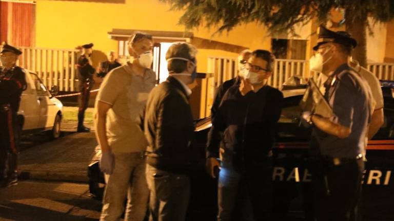 Mamma uccisa, i funerali in forma strettamente privata Mamma uccisa, i funerali in forma strettamente privata