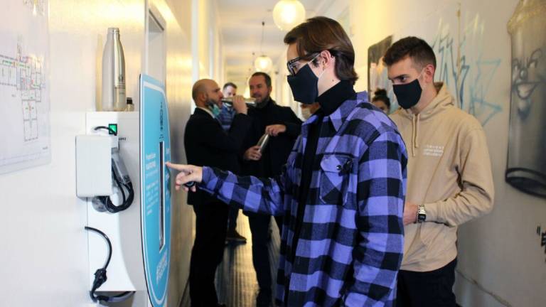 Rimini. Nelle scuole medie da lunedì 22 erogatori d'acqua Rimini. Nelle scuole medie da lunedì 22 erogatori d'acqua