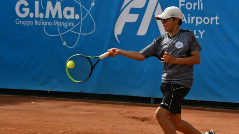 Tennis: Carlo Paci supera i quarti ai tricolori Under 14, Crystal Aratari si ferma in semifinale nell'Under 13 Tennis: Carlo Paci supera i quarti ai tricolori Under 14, Crystal Aratari si ferma in semifinale nell'Under 13