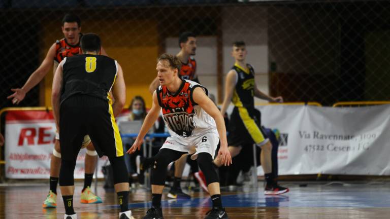 Basket B, i Tigers escono alla distanza con Alessandria (93-70) Basket B, i Tigers escono alla distanza con Alessandria (93-70)