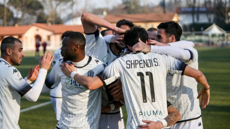 Calcio C, Corazza-Shpendi premiata ditta del gol Calcio C, Corazza-Shpendi premiata ditta del gol