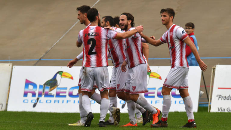 Calcio D, gol al volo di Borrelli al 92': il Forlì fa secco il Fanfulla Calcio D, gol al volo di Borrelli al 92': il Forlì fa secco il Fanfulla