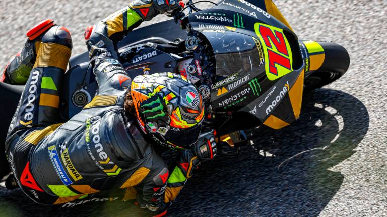 MotoGp, Bezzecchi: Attaccare Bagnaia? Non mi sono trattenuto, è che non ci riuscivo MotoGp, Bezzecchi: Attaccare Bagnaia? Non mi sono trattenuto, è che non ci riuscivo