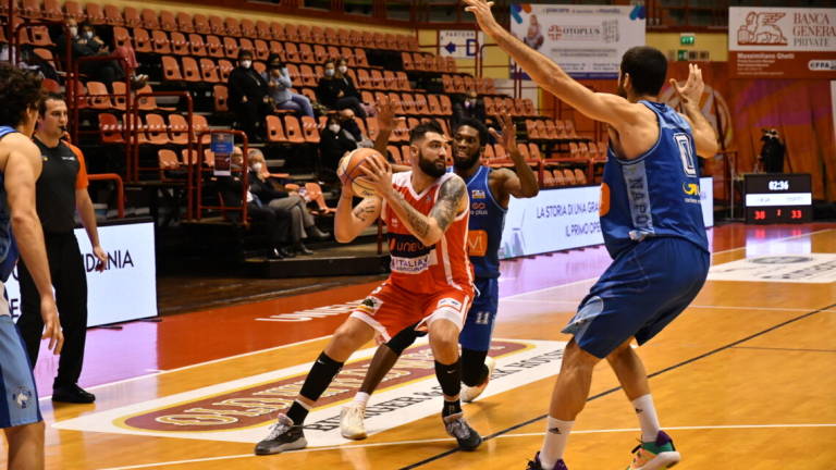Basket A2, la capolista Unieuro non si fida della Stella Azzurra Basket A2, la capolista Unieuro non si fida della Stella Azzurra