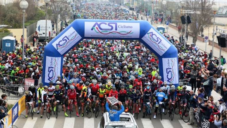 Ciclismo, Strade Bianche e Granfondo del Sale rinviate al 2021 Ciclismo, Strade Bianche e Granfondo del Sale rinviate al 2021