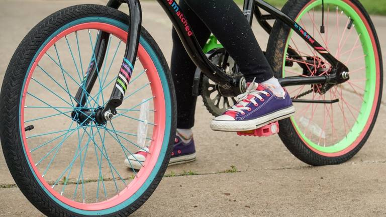 Tutti a scuola a piedi o in bici: Riccione punta a un lunedì ecologico Tutti a scuola a piedi o in bici: Riccione punta a un lunedì ecologico