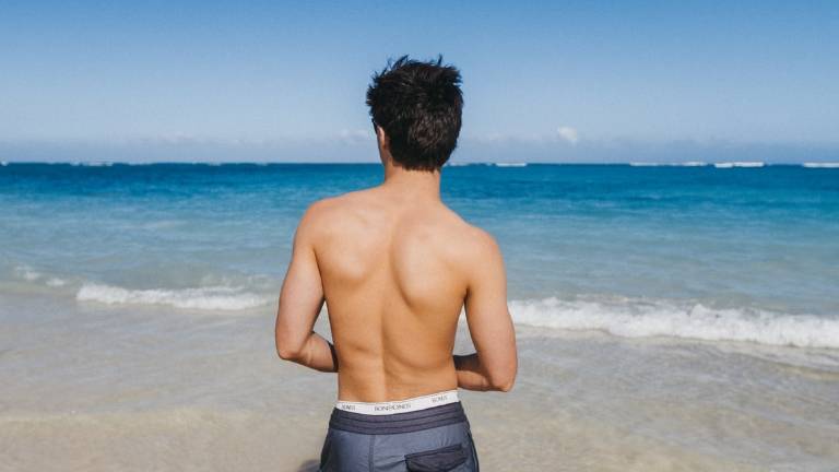 Ravenna, 4 minori al lavoro al mare senza visita medica: multe per 7.500 euro Ravenna, 4 minori al lavoro al mare senza visita medica: multe per 7.500 euro