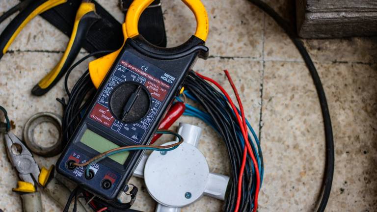 Ravenna, una nuova linea elettrica interrata a Fosso Ghiaia Ravenna, una nuova linea elettrica interrata a Fosso Ghiaia