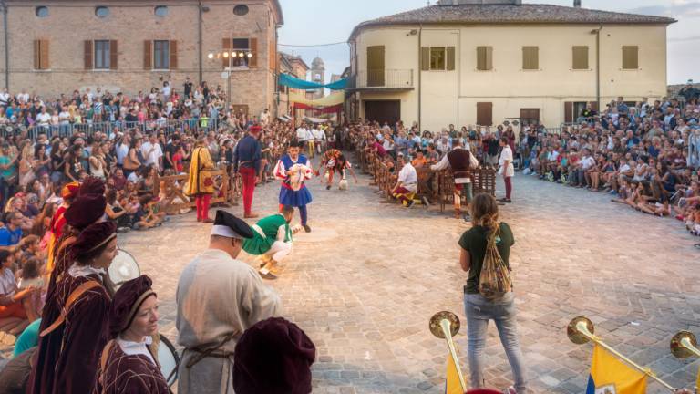 Mondaino: torna il Palio del daino, ecco tutte le novità Mondaino: torna il Palio del daino, ecco tutte le novità