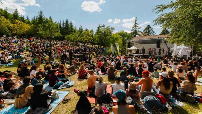 “Romagna in fiore”, un successo i concerti dei Patagarri, Quintorigo e De Leo: tutte le foto “Romagna in fiore”, un successo i concerti dei Patagarri, Quintorigo e De Leo: tutte le foto