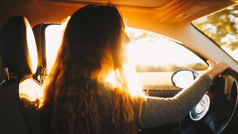 Rimini, ragazza neopatentata beccata all'etilometro: 725 euro di multa Rimini, ragazza neopatentata beccata all'etilometro: 725 euro di multa