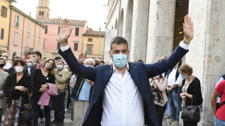 Imola, il giorno dell'elezione a sindaco di Marco Panieri Imola, il giorno dell'elezione a sindaco di Marco Panieri