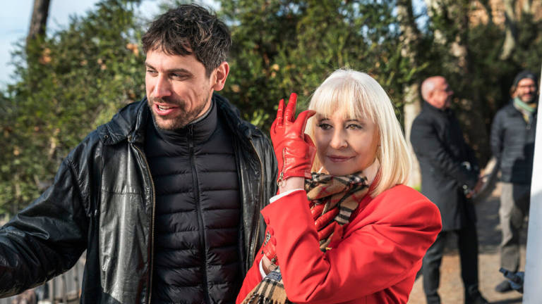 Ballo ballo, le canzoni di Raffaella Carrà diventano un film Ballo ballo, le canzoni di Raffaella Carrà diventano un film