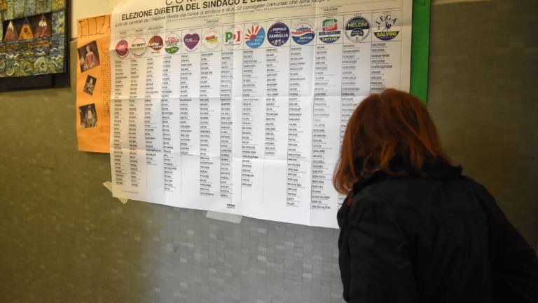 Elezioni, affluenza alle 19 in crescita Elezioni, affluenza alle 19 in crescita