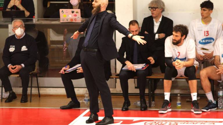 Basket A2, OraSì con Rebec e Cinciarini Basket A2, OraSì con Rebec e Cinciarini