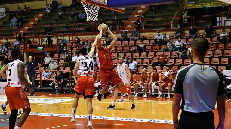 Basket A2, Unieuro, che entusiasmo: oggi sottoscritti oltre 250 abbonamenti Basket A2, Unieuro, che entusiasmo: oggi sottoscritti oltre 250 abbonamenti