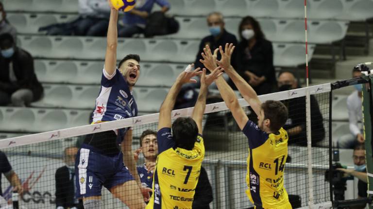 Volley Superlega, una severa lezione per la Consar a Modena Volley Superlega, una severa lezione per la Consar a Modena