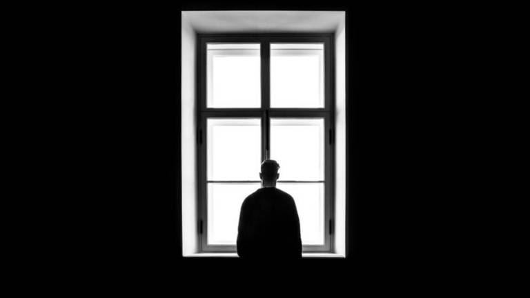 Affetti collaterali. L'isolamento e il ritorno degli ex Affetti collaterali. L'isolamento e il ritorno degli ex