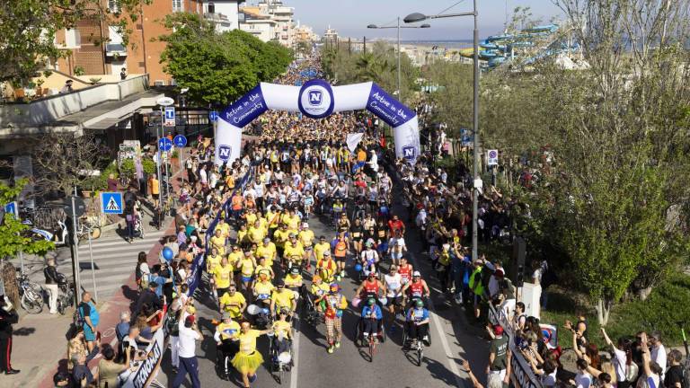 Rimini Marathon, una folla di corsa GALLERY Rimini Marathon, una folla di corsa GALLERY