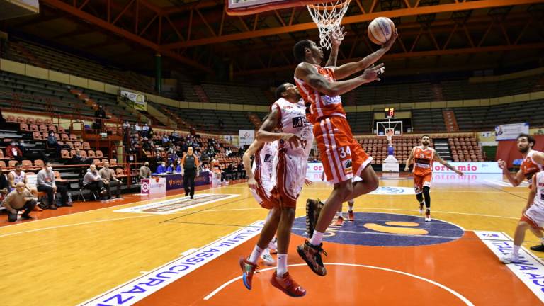 Basket A2, Unieuro alle prese con l'ostacolo San Severo Basket A2, Unieuro alle prese con l'ostacolo San Severo