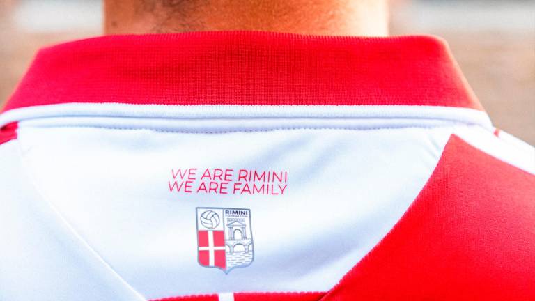 Il Rimini ufficializza Bellodi e presenta la nuova maglia / GALLERY Il Rimini ufficializza Bellodi e presenta la nuova maglia / GALLERY