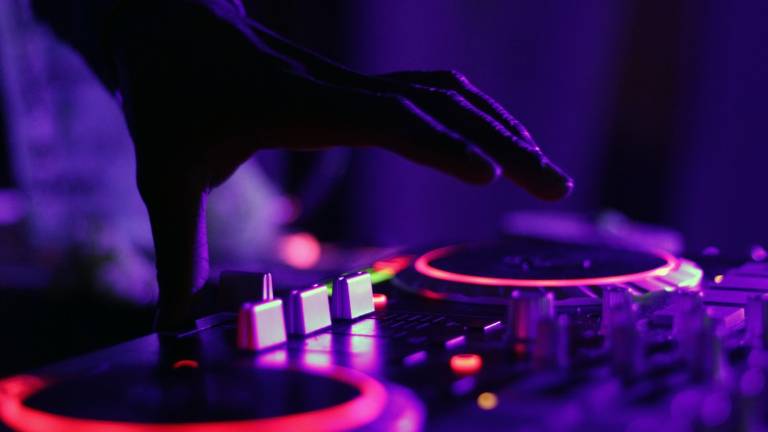 Imola, Ma quale rave, al Castellaccio c'era una festa e basta Imola, Ma quale rave, al Castellaccio c'era una festa e basta
