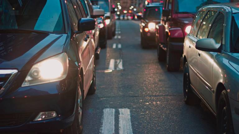 In auto a Ravenna, misure antismog: ecco chi può circolare In auto a Ravenna, misure antismog: ecco chi può circolare