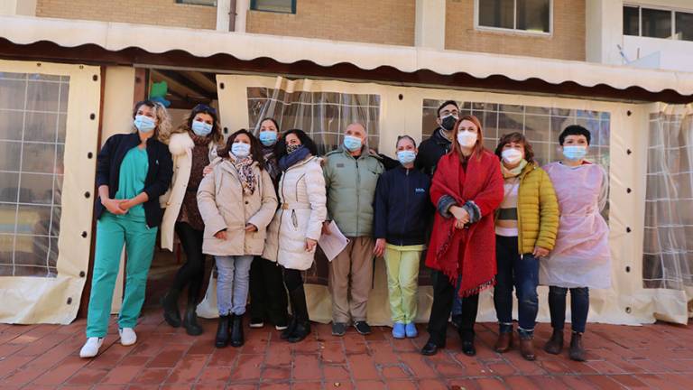 Rimini. I primi anziani vaccinati alla rsa Oasi Serena Rimini. I primi anziani vaccinati alla rsa Oasi Serena