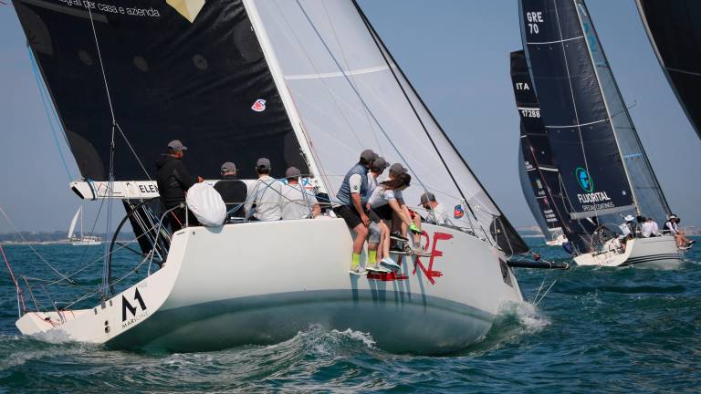 Lo Re in regata Lo Re in regata