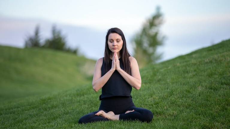 Gambettola, mercoledì micro movimento e yoga al Parco Fellini Gambettola, mercoledì micro movimento e yoga al Parco Fellini