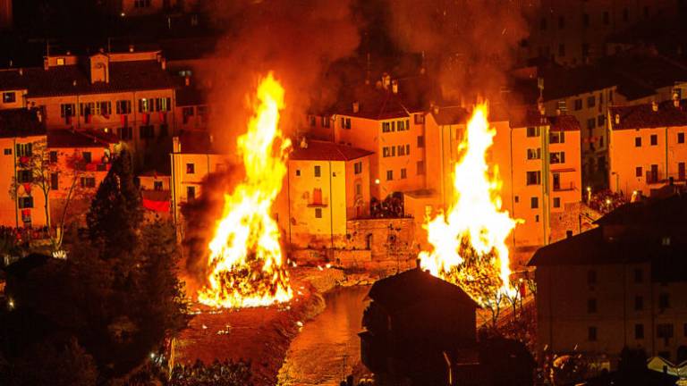 Rocca San Casciano, niente festa dei falò Rocca San Casciano, niente festa dei falò