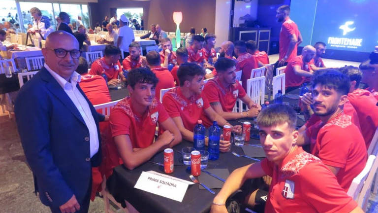 Calcio C, Che entusiasmo attorno al Rimini. Il presidente Rota: «Orgoglioso e felice» Calcio C, Che entusiasmo attorno al Rimini. Il presidente Rota: «Orgoglioso e felice»